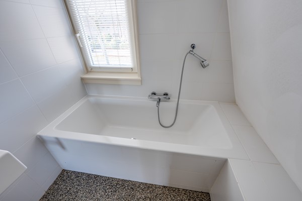 62_FUNDA_JULIANASTRAAT 80_RIJEN.jpg